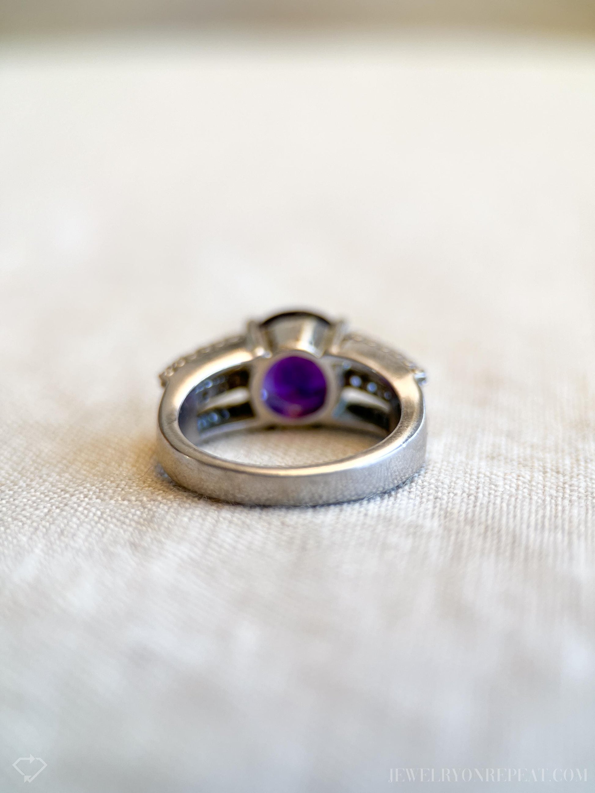 Vintage Amethyst Gemstone Ring in Sterling Silver