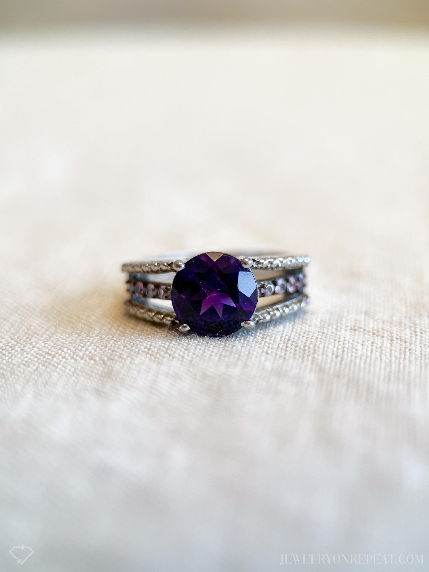 Vintage Amethyst Gemstone Ring in Sterling Silver