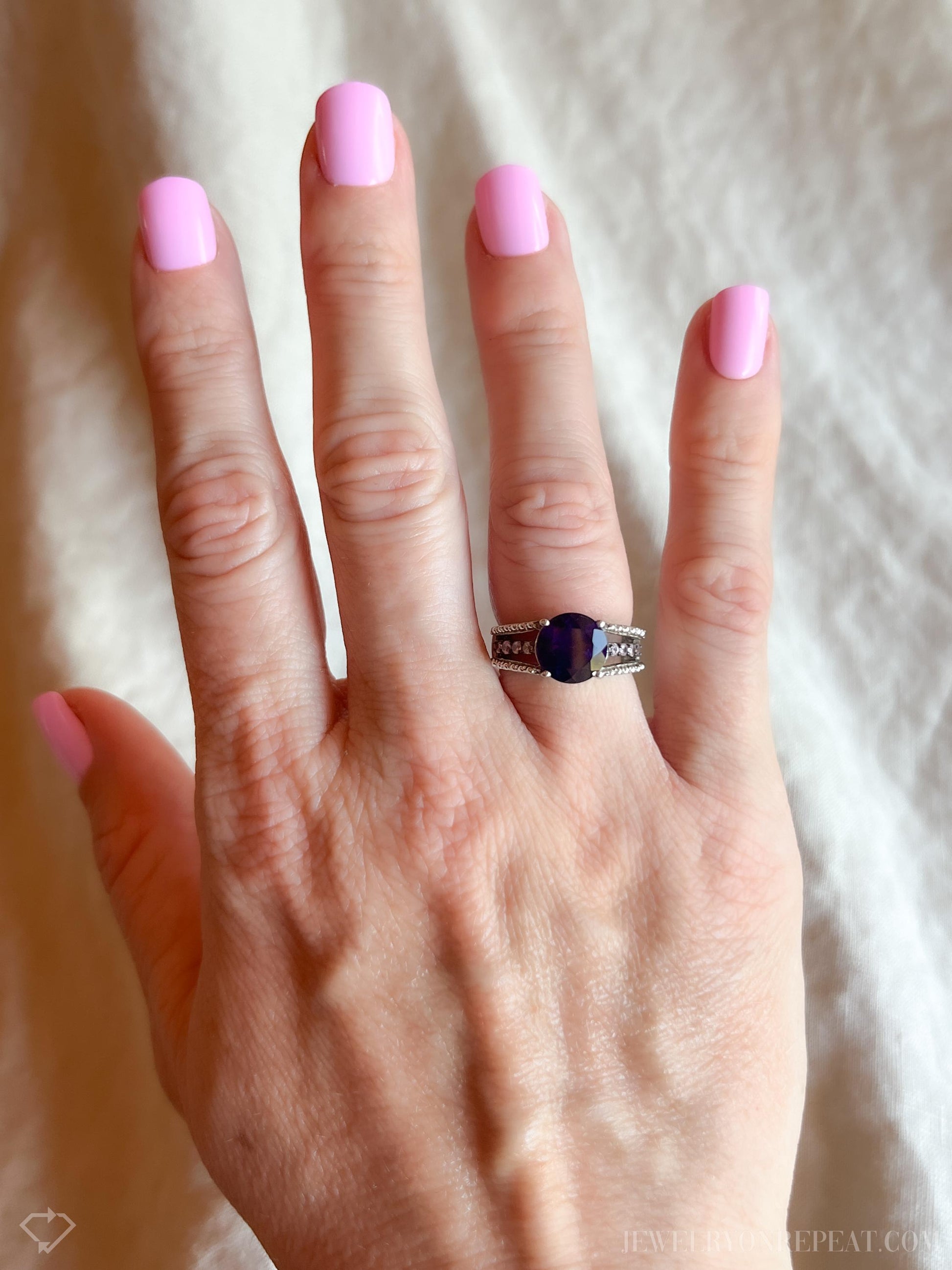 Vintage Amethyst Gemstone Ring in Sterling Silver