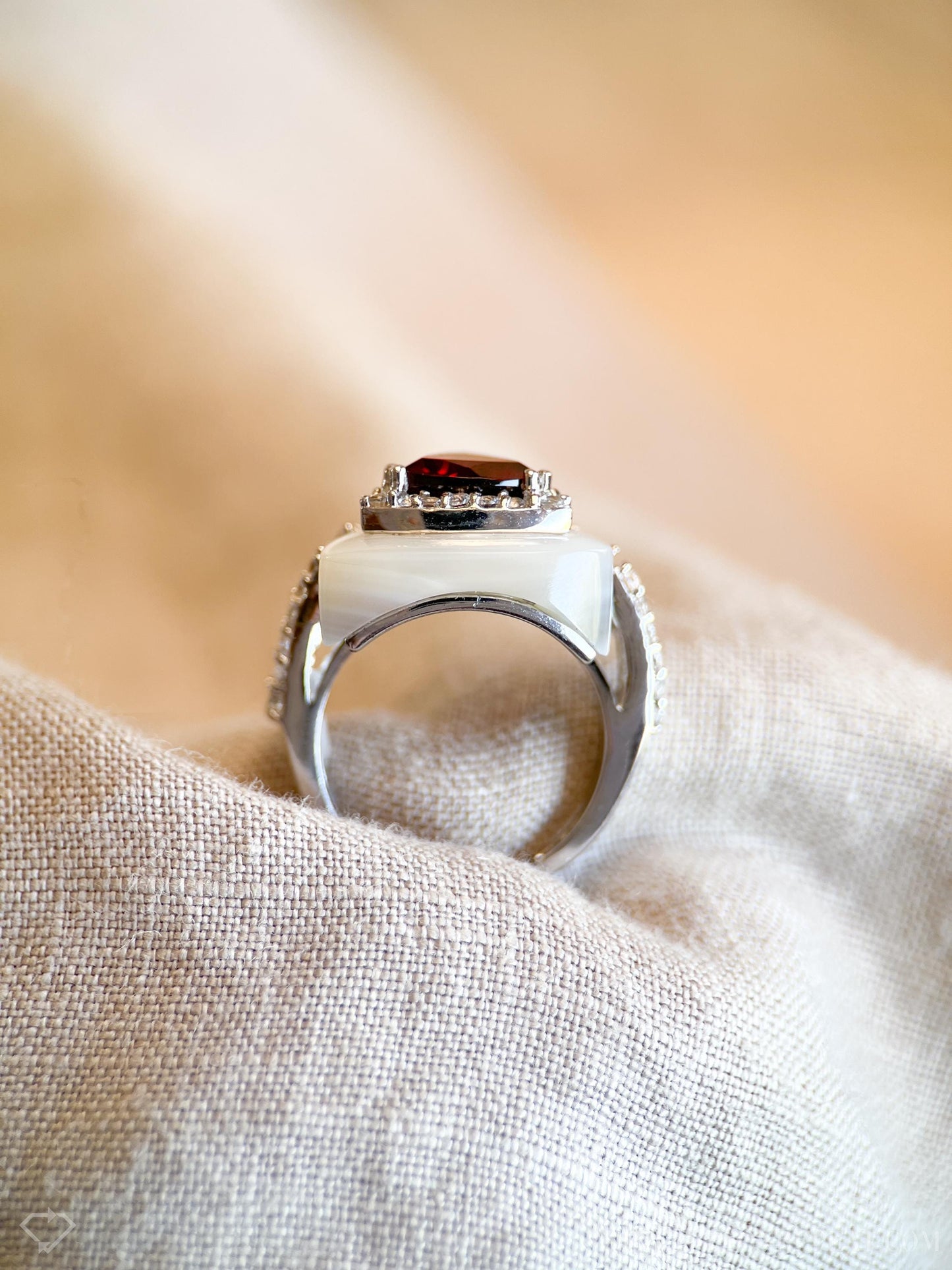 Vintage Garnet Gemstone Ring in Sterling Silver