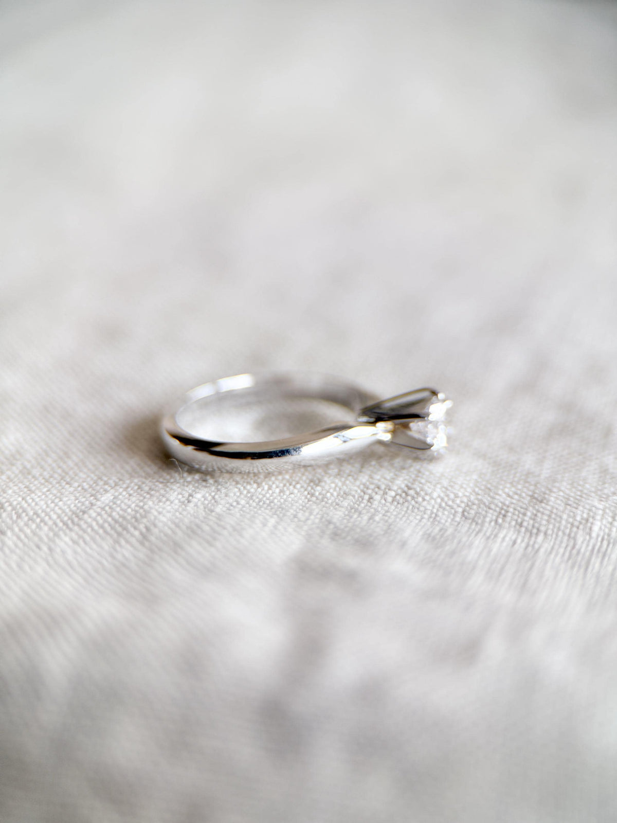 Vintage Diamond Engagement Ring, Round Cut, 18k White Gold, 1990s Solitaire Bridal Ring