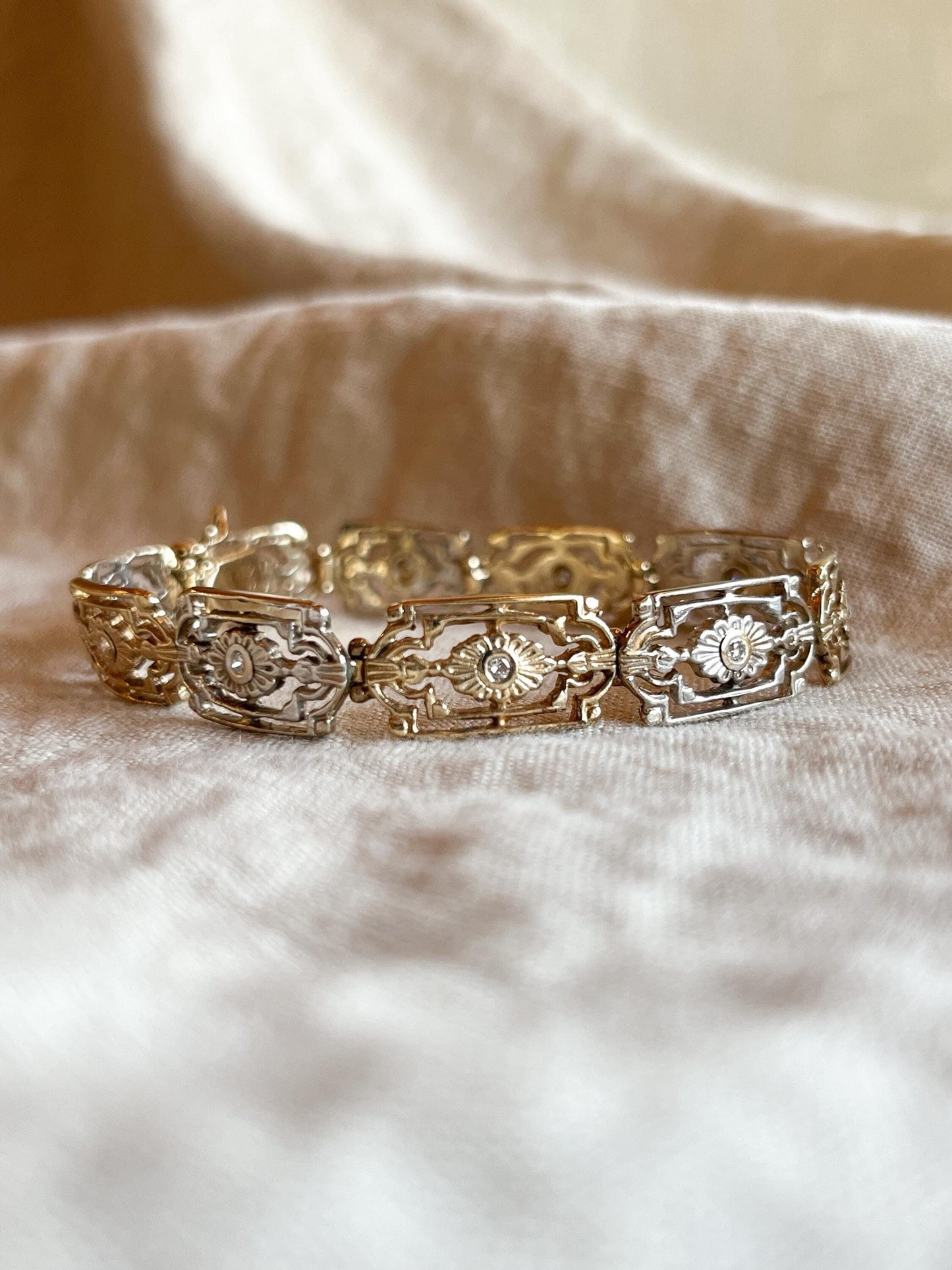 Vintage Diamond Bracelet in 14k Gold