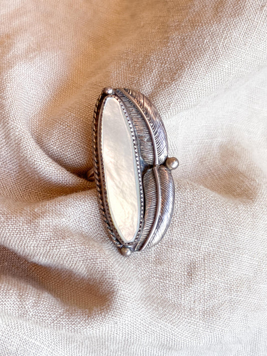 Vintage Mother of Pearl Large Floral Gemstone Ring in Sterling Silver