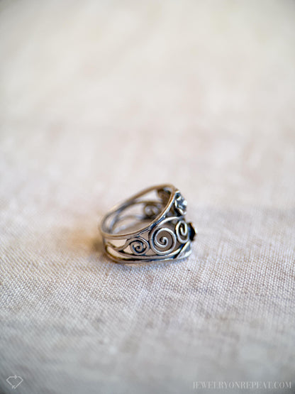 Vintage Sterling Silver Floral Scroll Band, Southwestern Inlay Ring, Boho Statement Jewelry