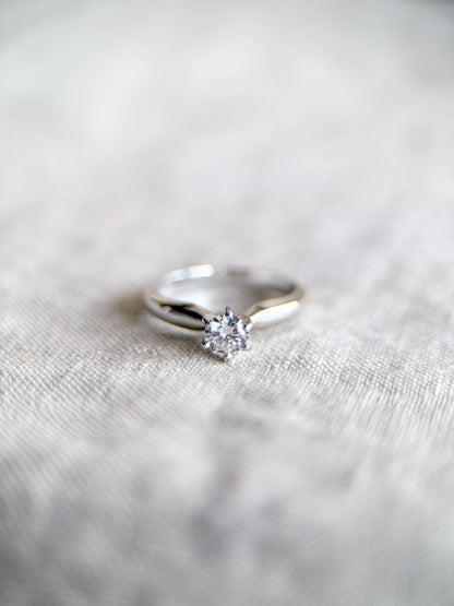 Vintage Diamond Engagement Ring, Round Cut, 18k White Gold, 1990s Solitaire Bridal Ring