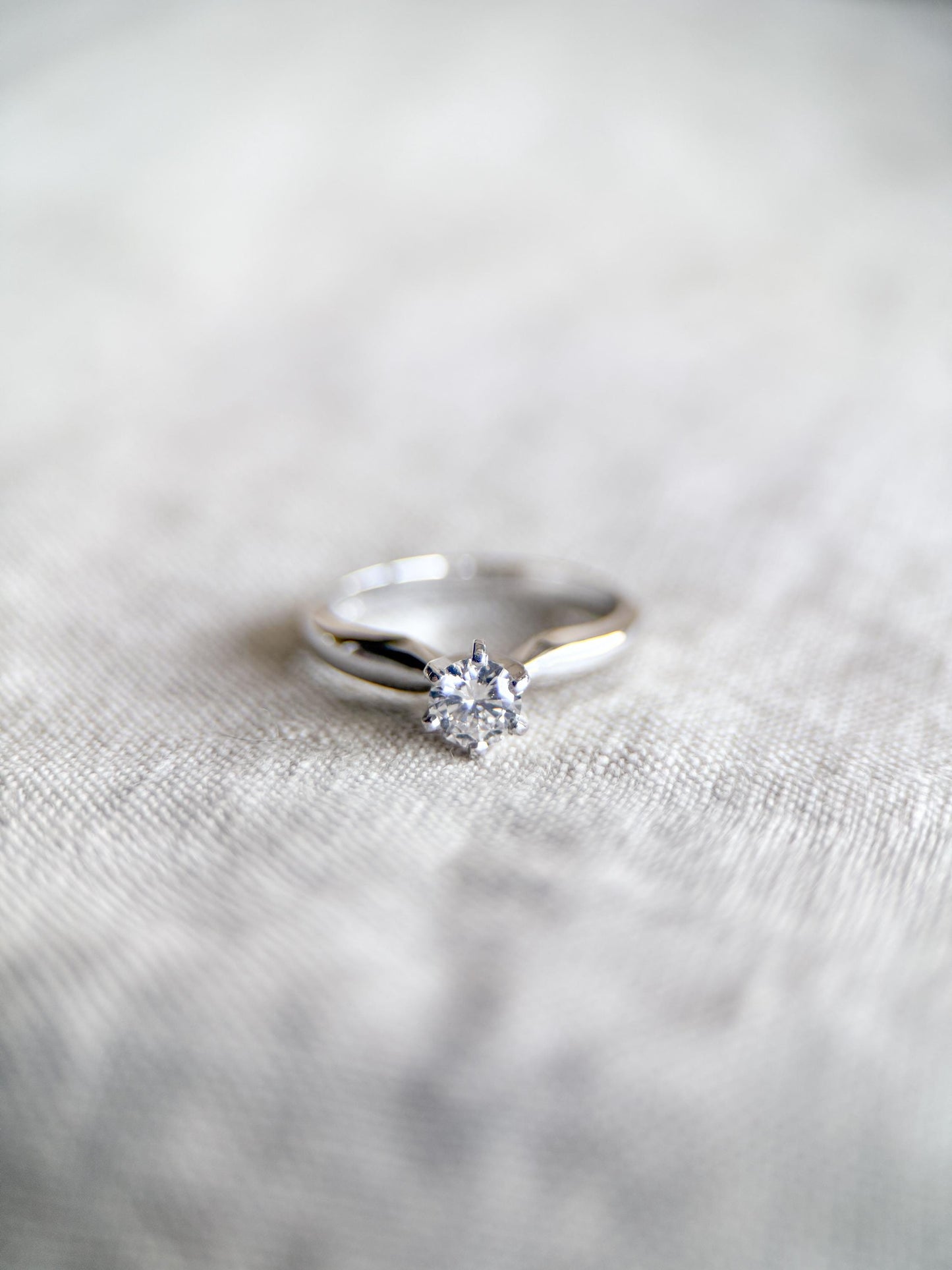 Vintage Diamond Engagement Ring, Round Cut, 18k White Gold, 1990s Solitaire Bridal Ring