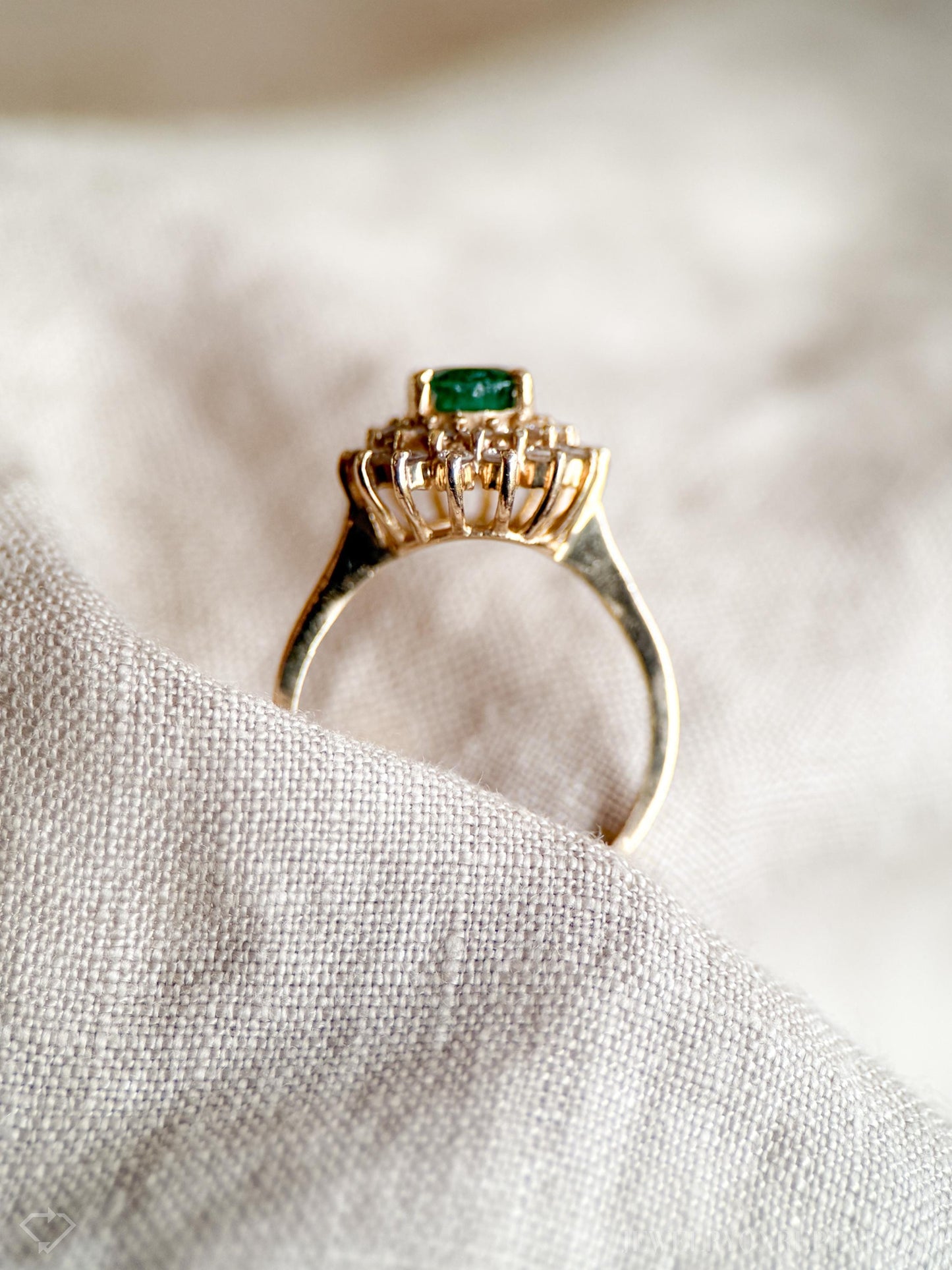 Vintage Emerald and Diamond Halo Ring in 14k Gold, Retro Jewelry from the 1990s - Timeless, Sustainable, @JewelryOnRepeat