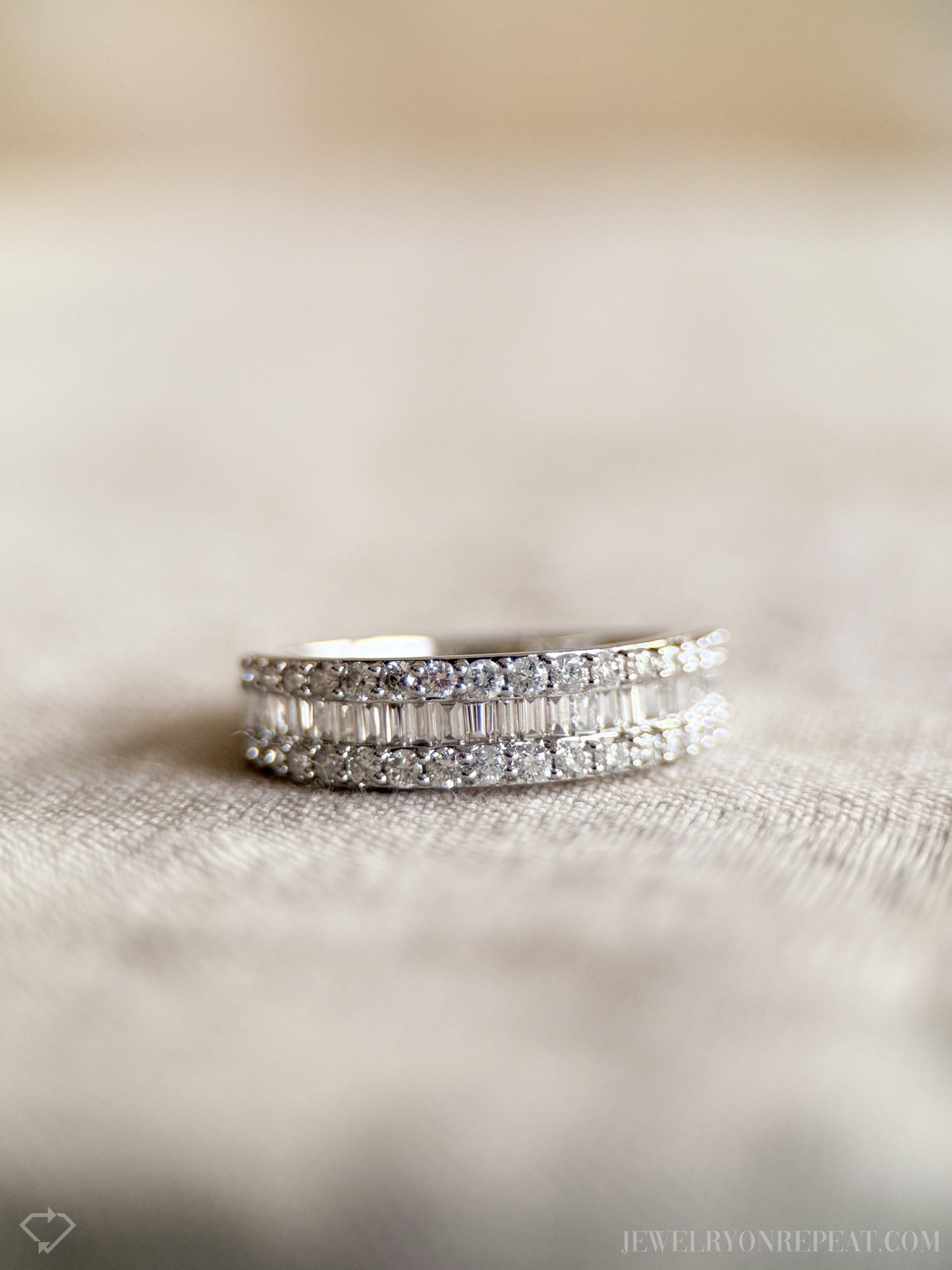 Vintage Diamond Wedding Band in 14k White Gold, Retro Jewelry from the 1990s - Timeless, Sustainable, @JewelryOnRepeat