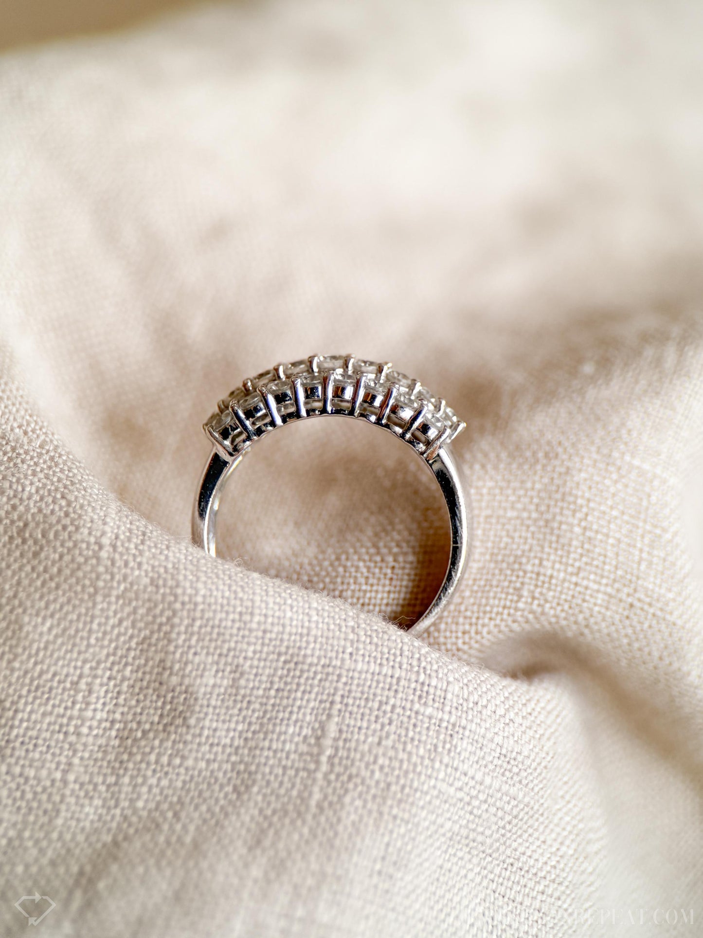 Vintage Diamond Wedding Band in 18k White Gold, Retro Jewelry from the 1990s - Timeless, Sustainable, @JewelryOnRepeat