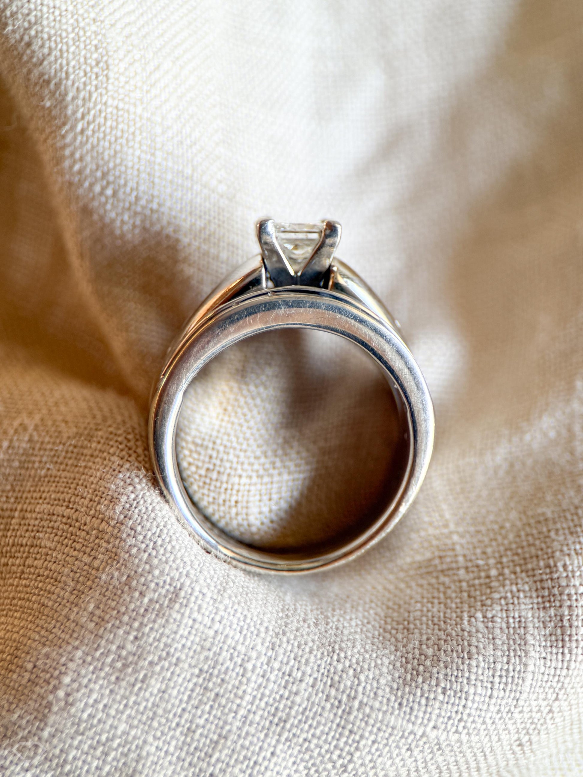 Vintage Diamond Wedding Set in 14k White Gold, Engagement Ring from the 1990s - Timeless, Sustainable, @JewelryOnRepeat