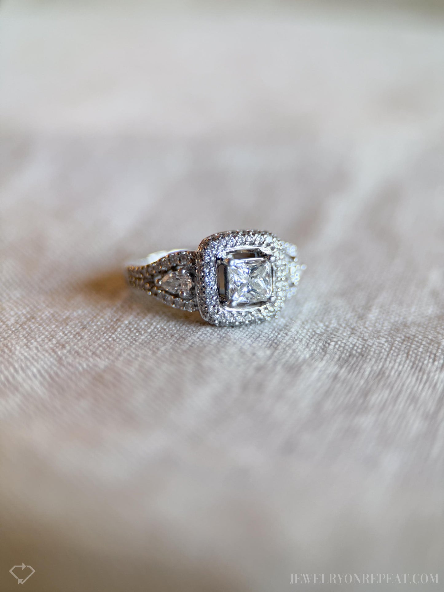 Vintage Diamond Halo Filigree Engagement Ring in Platinum - Retro Jewelry from the 1990s - Timeless, Sustainable, @JewelryOnRepeat