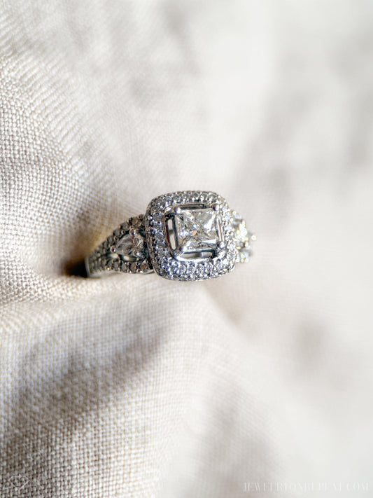 Vintage Diamond Halo Filigree Engagement Ring in Platinum - Retro Jewelry from the 1990s - Timeless, Sustainable, @JewelryOnRepeat