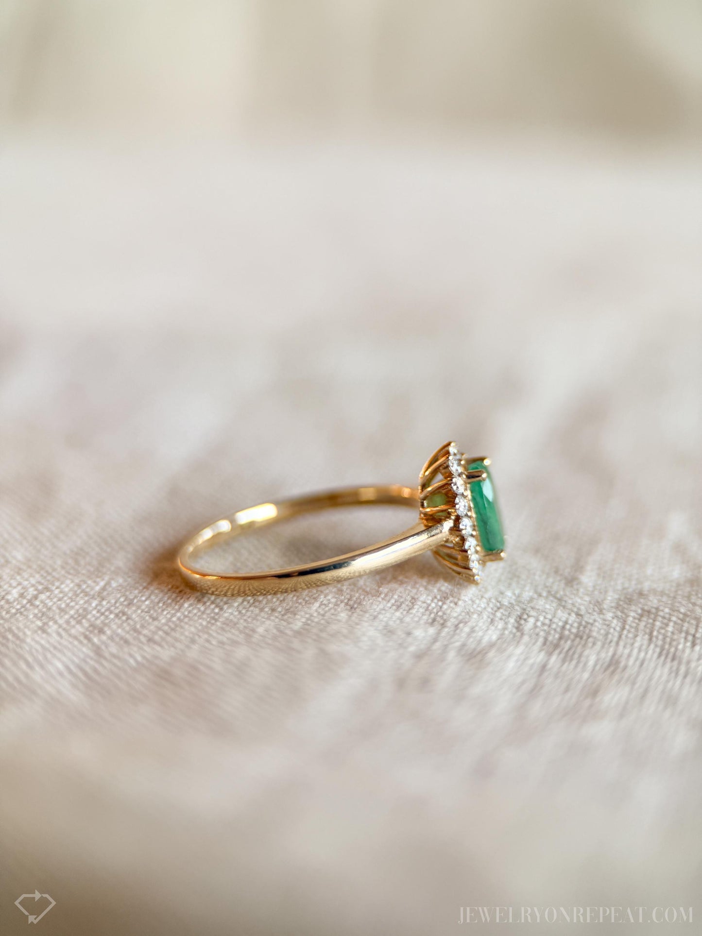 Vintage Emerald and Diamond Halo Ring in 10k Gold, Retro Jewelry from the 1990s - Timeless, Sustainable, @JewelryOnRepeat