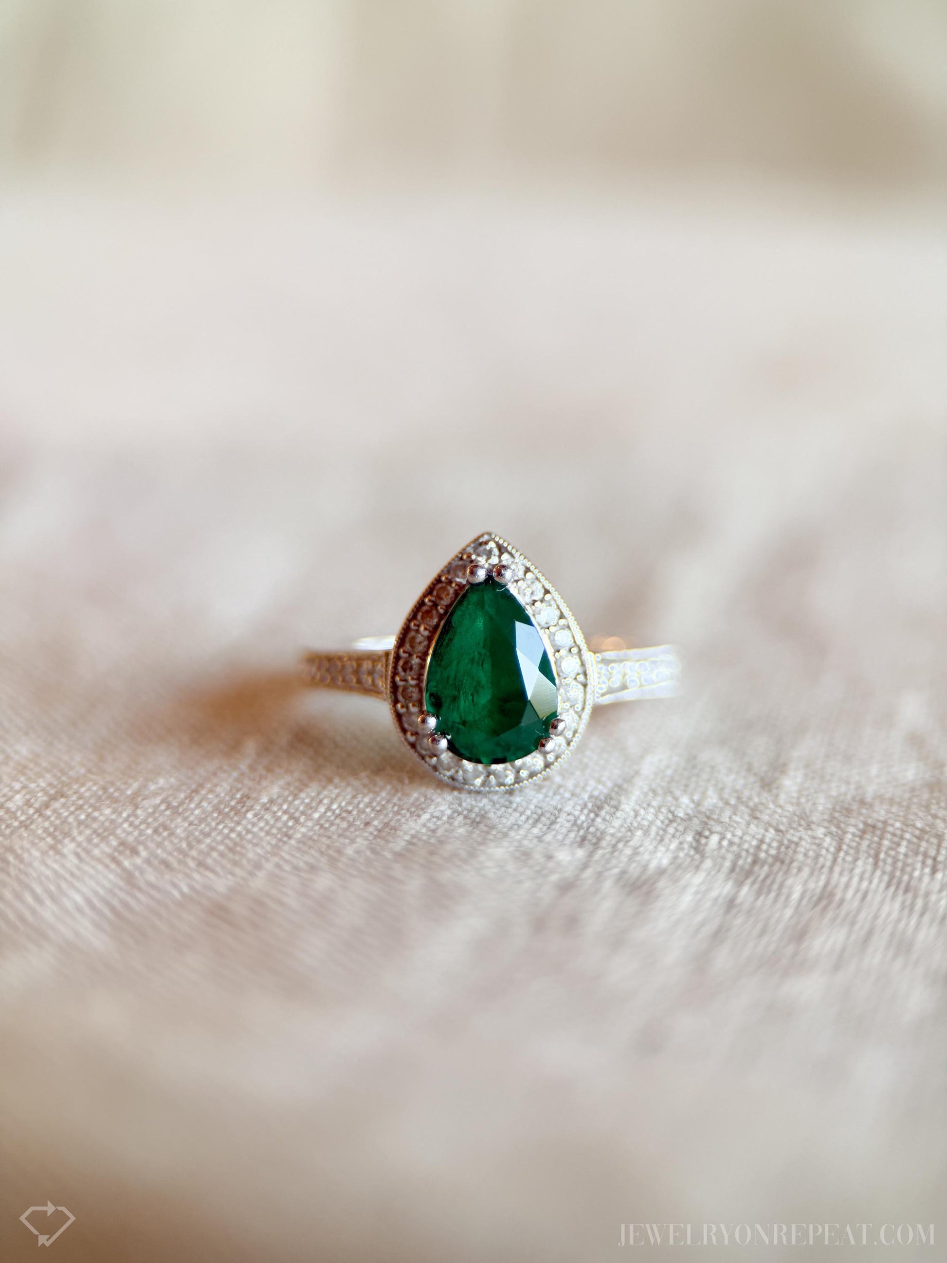 Vintage Emerald and Diamond Halo Ring in 14k White Gold, Retro Jewelry from the 1990s - Timeless, Sustainable, @JewelryOnRepeat