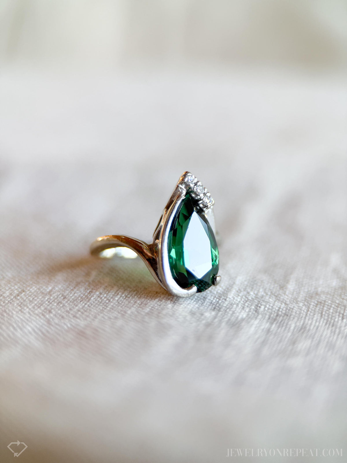 Vintage 1980s Green Garnet Gemstone Ring, 14k White Gold