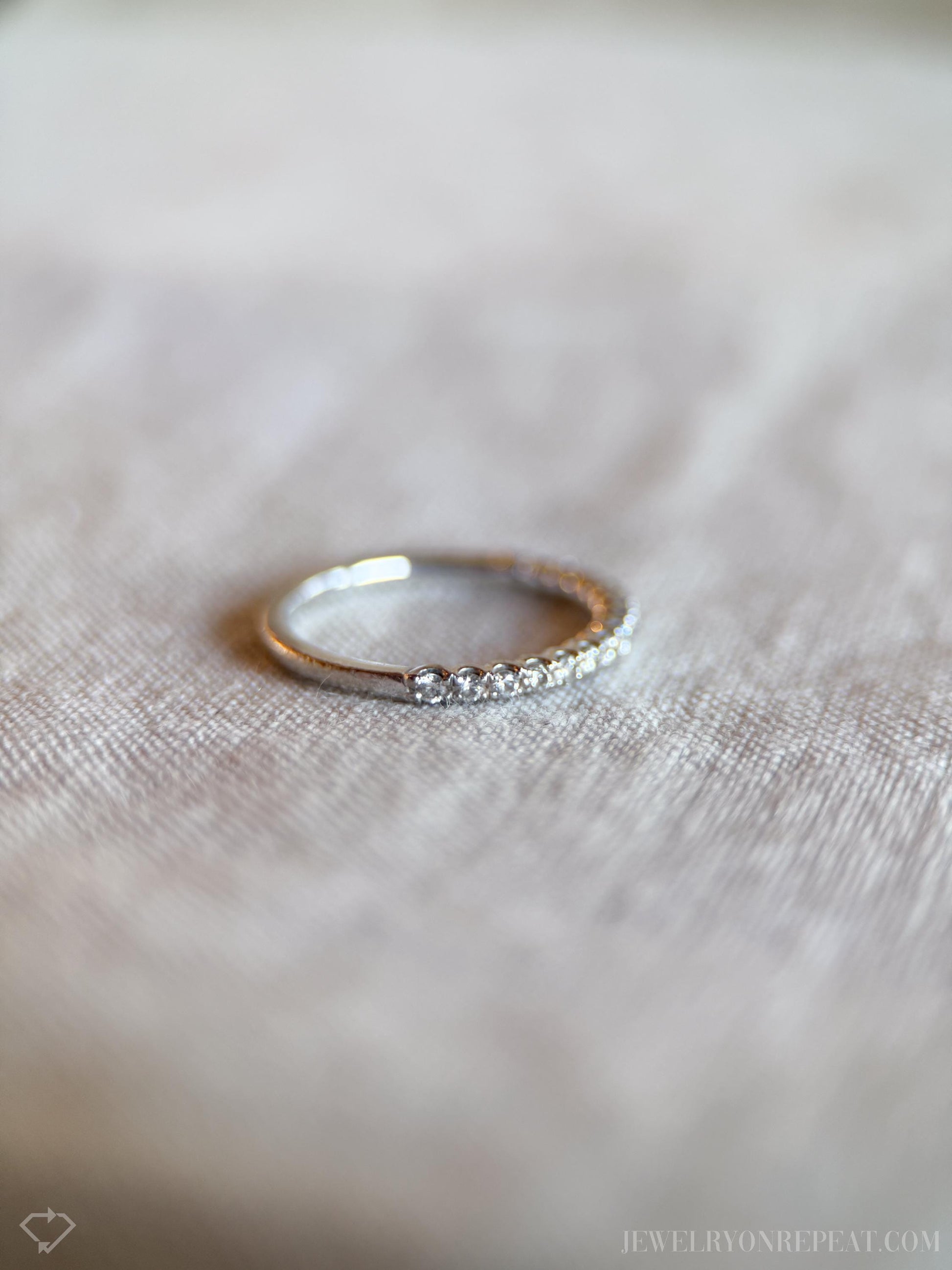 Vintage Diamond Wedding Band in 14k White Gold, Retro Jewelry from the 1990s - Timeless, Sustainable, @JewelryOnRepeat