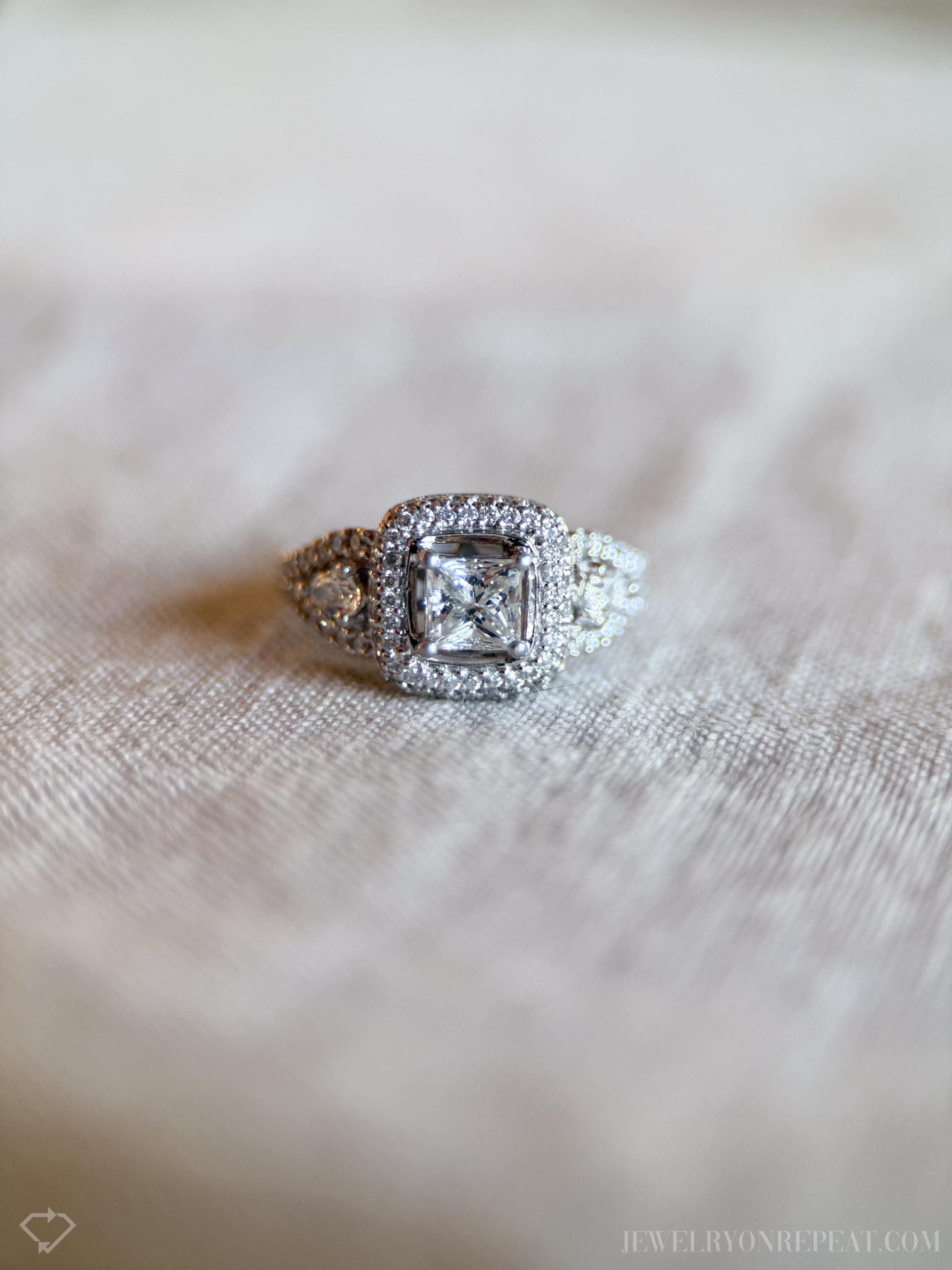 Vintage Diamond Halo Filigree Engagement Ring in Platinum - Retro Jewelry from the 1990s - Timeless, Sustainable, @JewelryOnRepeat