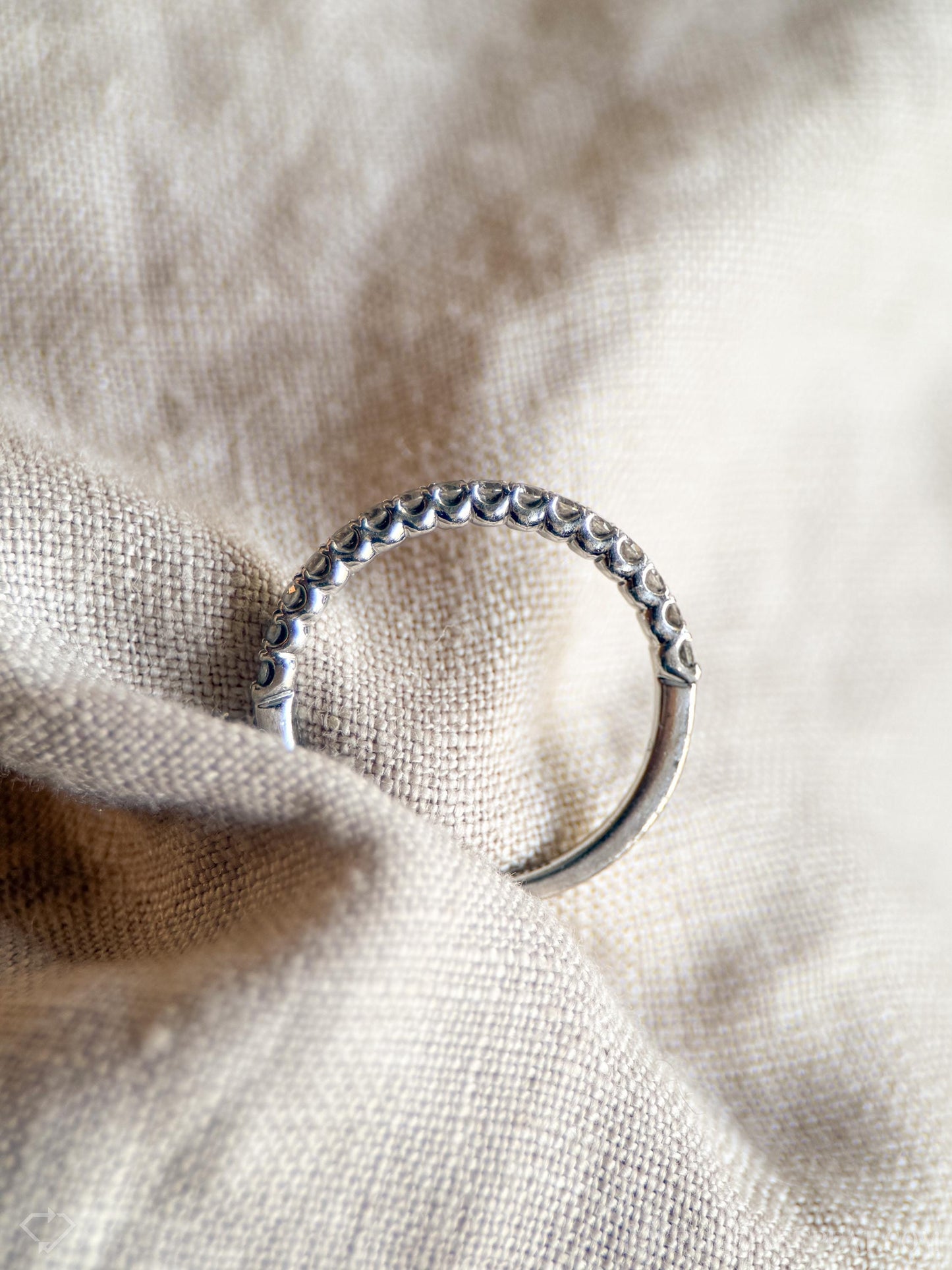 Vintage Diamond Wedding Band in 14k White Gold, Retro Jewelry from the 1990s - Timeless, Sustainable, @JewelryOnRepeat