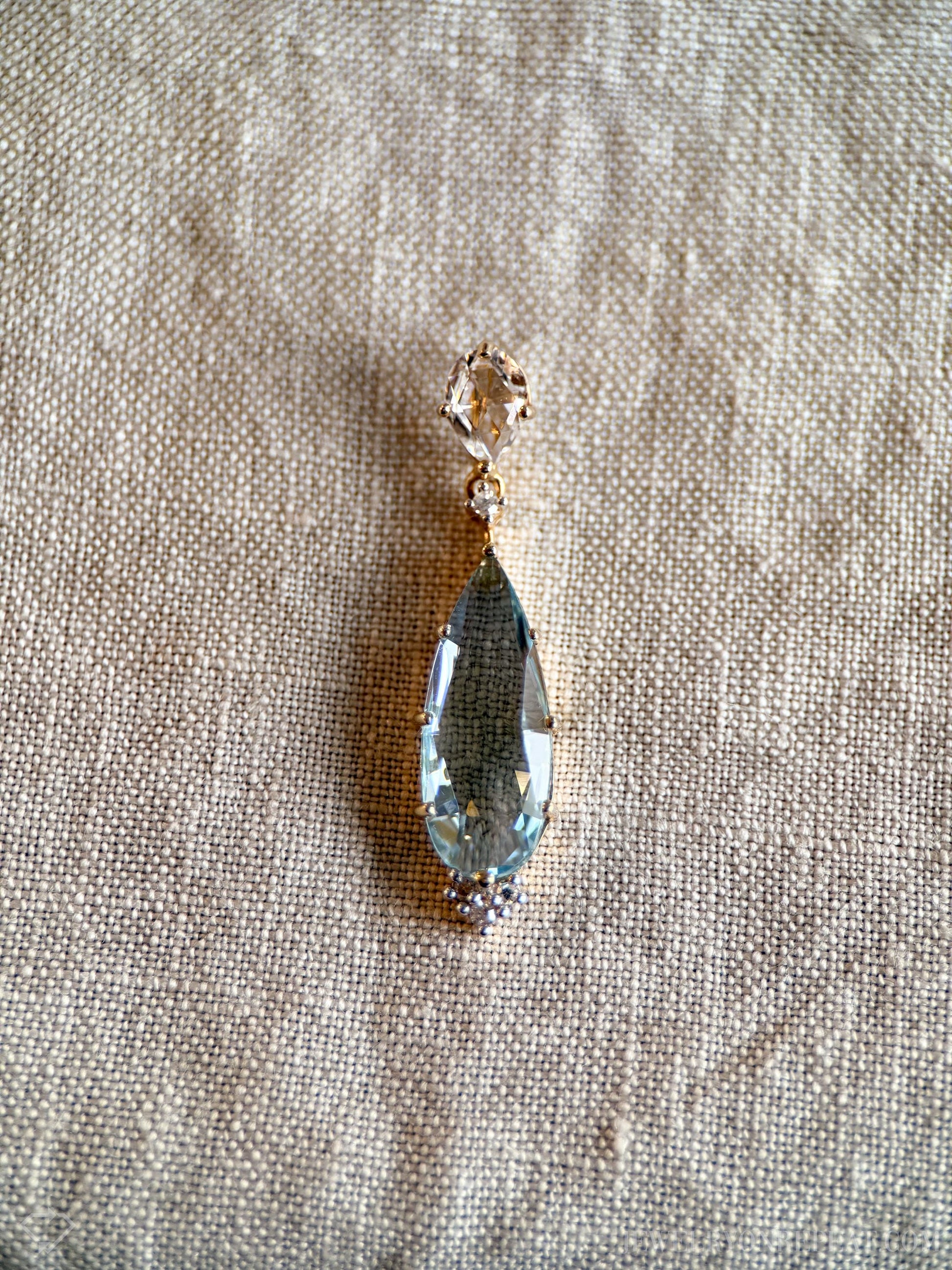 Vintage Blue Topaz Gemstone Pendant in 14k Gold, Antique Jewelry from the 1980s - Timeless, Sustainable, @JewelryOnRepeat