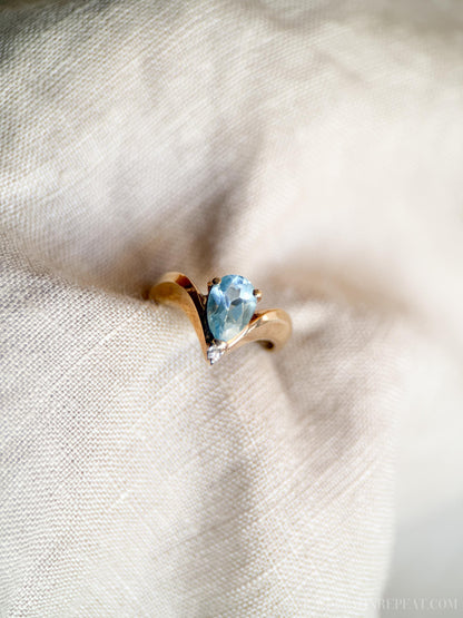 Vintage 1990s Blue Topaz & Diamond Ring in 10k Gold