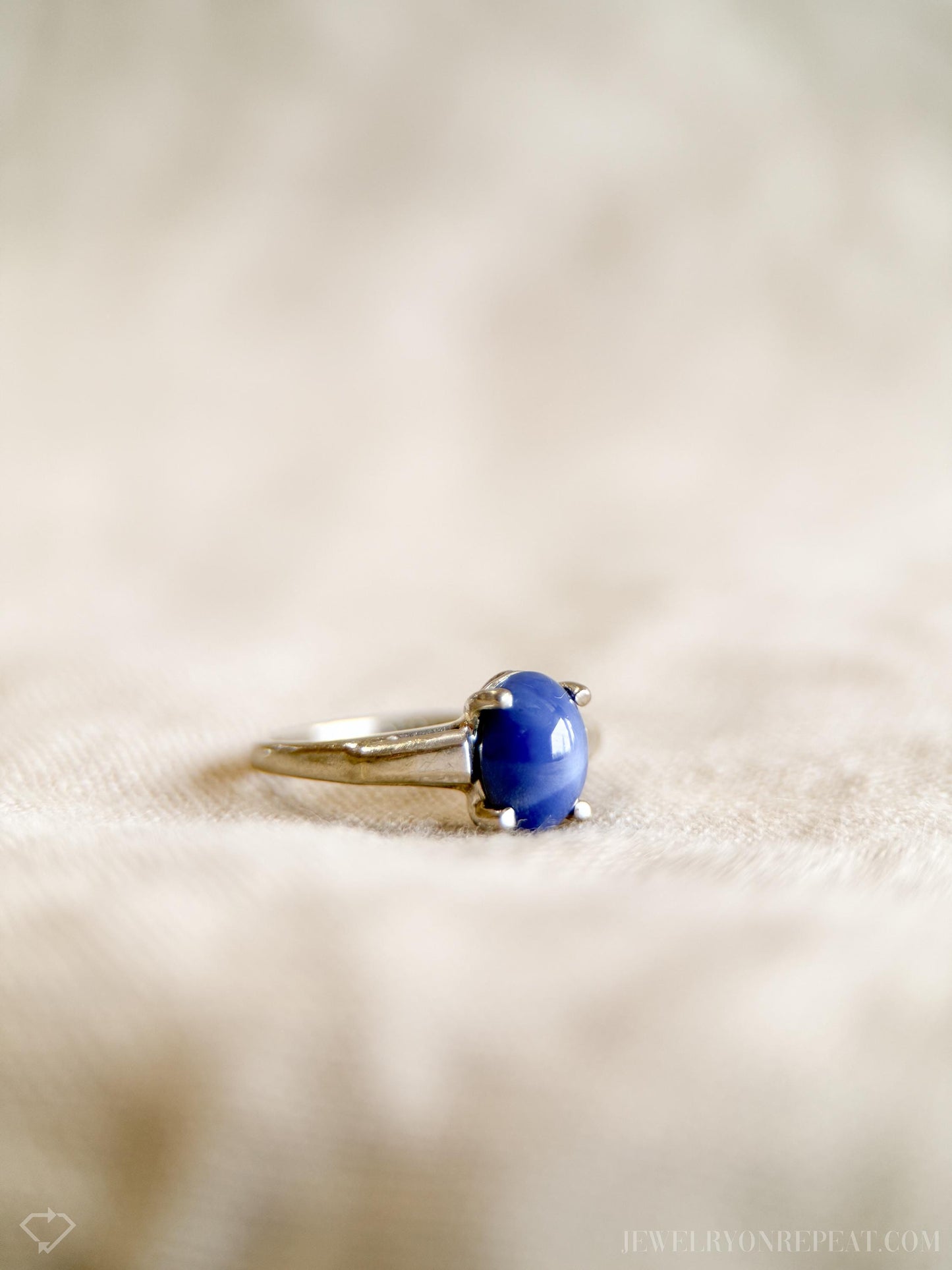 Vintage Star Sapphire Ring, 10k White Gold, Oval Tapered Statement Ring, Bold Gemstone Jewelry