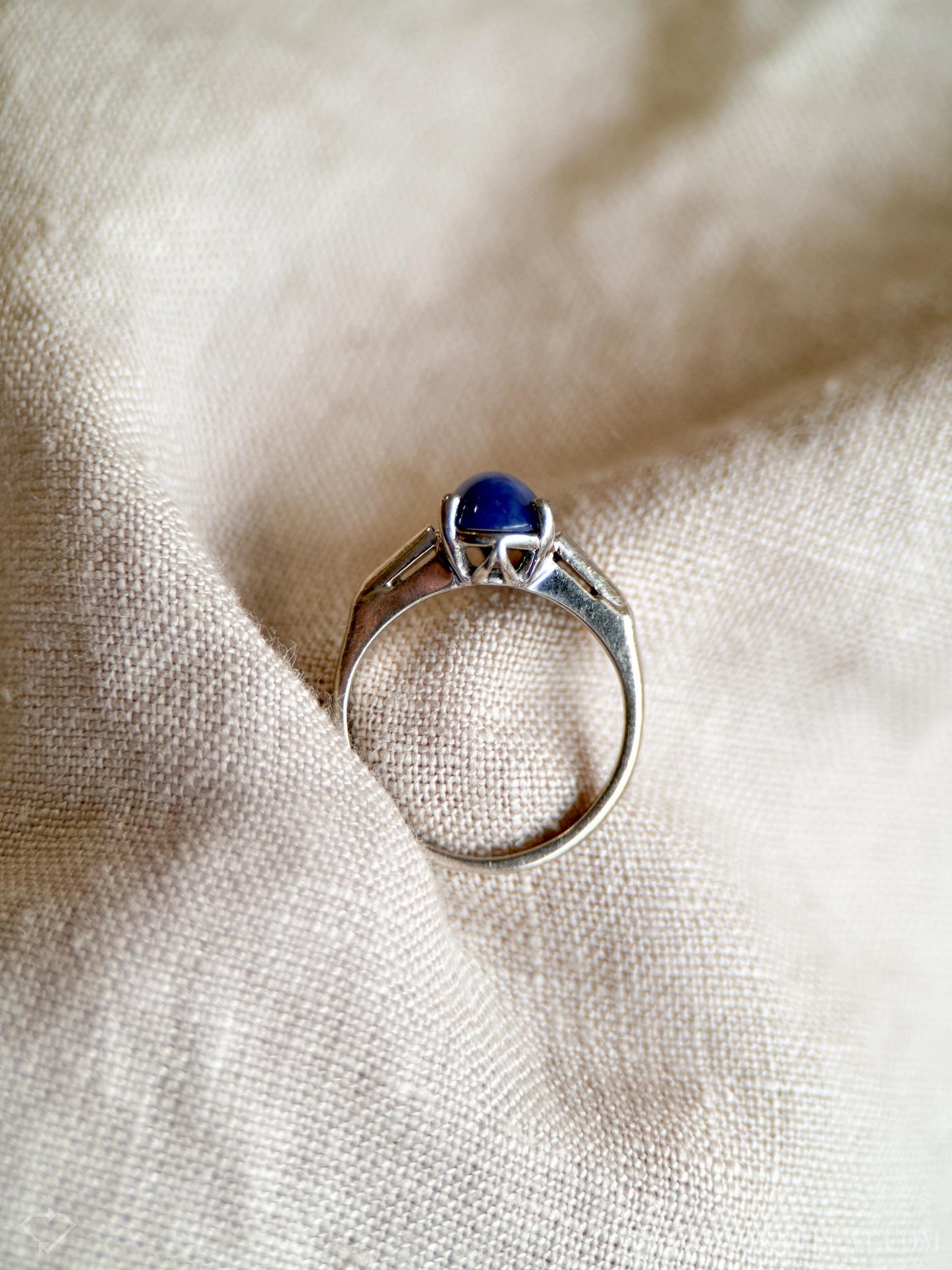 Vintage Star Sapphire Ring, 10k White Gold, Oval Tapered Statement Ring, Bold Gemstone Jewelry