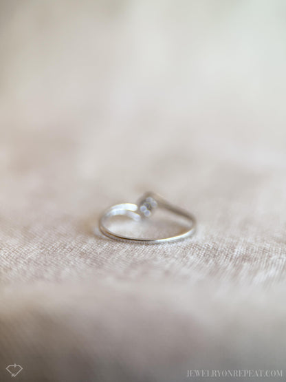 Vintage Diamond Engagement Ring, Round Cut, 18k White Gold, 1990s Swirl Solitaire Prong Setting