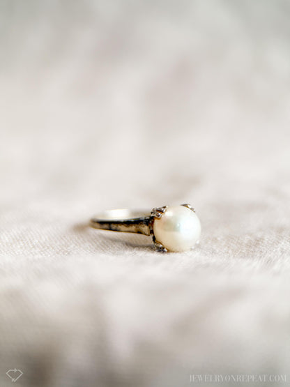 Vintage 1940s Pearl Solitaire Ring in 14k White Gold