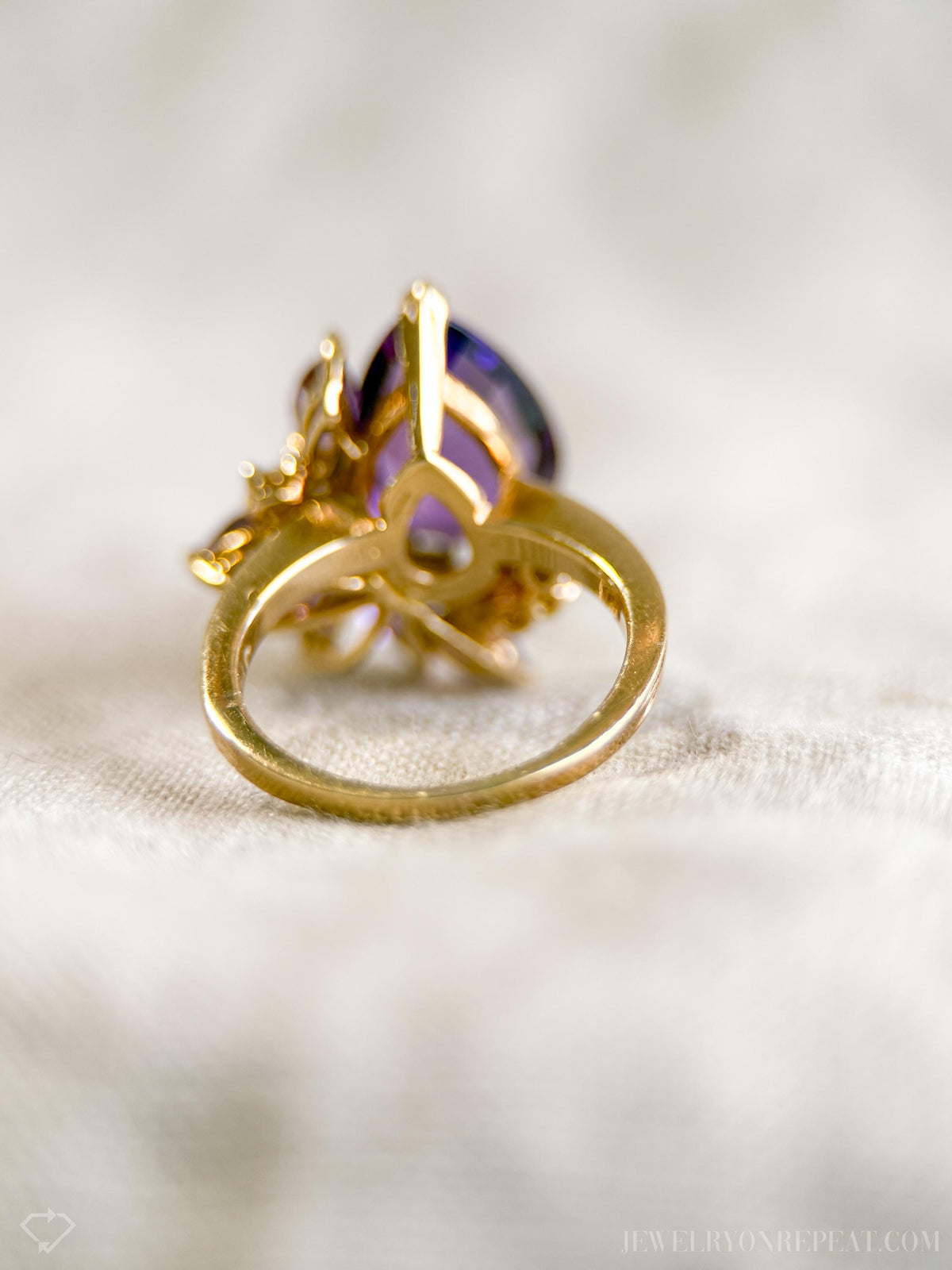 Vintage 1980s Amethyst & Diamond Cluster Ring in 14k Gold