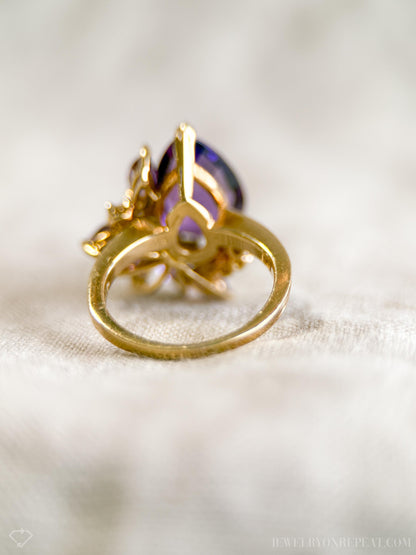 Vintage 1980s Amethyst & Diamond Cluster Ring in 14k Gold