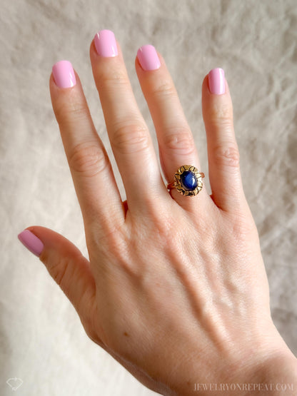 Vintage 1960s Star Sapphire Gemstone Ring in 14k Gold