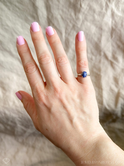 Vintage Star Sapphire Ring, 10k White Gold, Oval Tapered Statement Ring, Bold Gemstone Jewelry