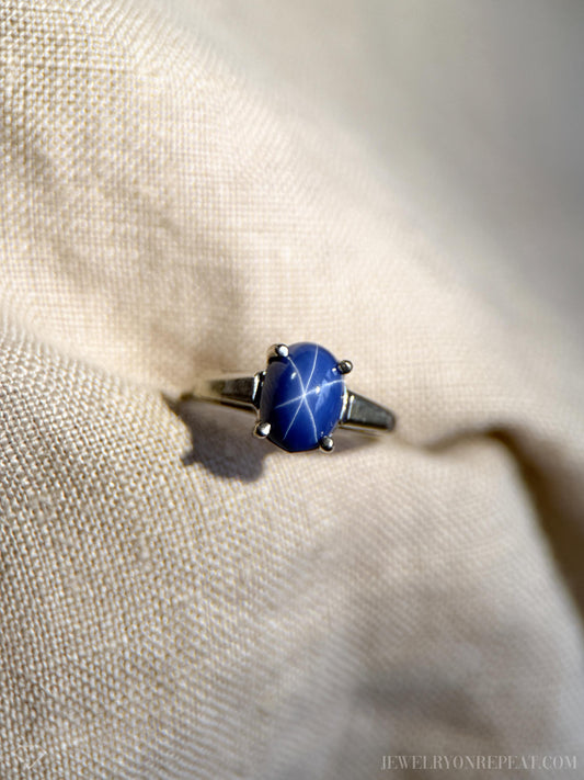 Vintage Star Sapphire Ring, 10k White Gold, Oval Tapered Statement Ring, Bold Gemstone Jewelry