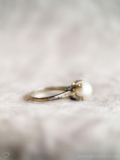 Vintage 1940s Pearl Solitaire Ring in 14k White Gold