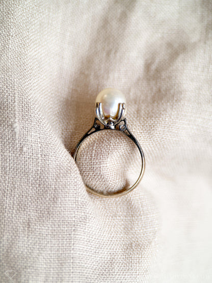 Vintage 1940s Pearl Solitaire Ring in 14k White Gold