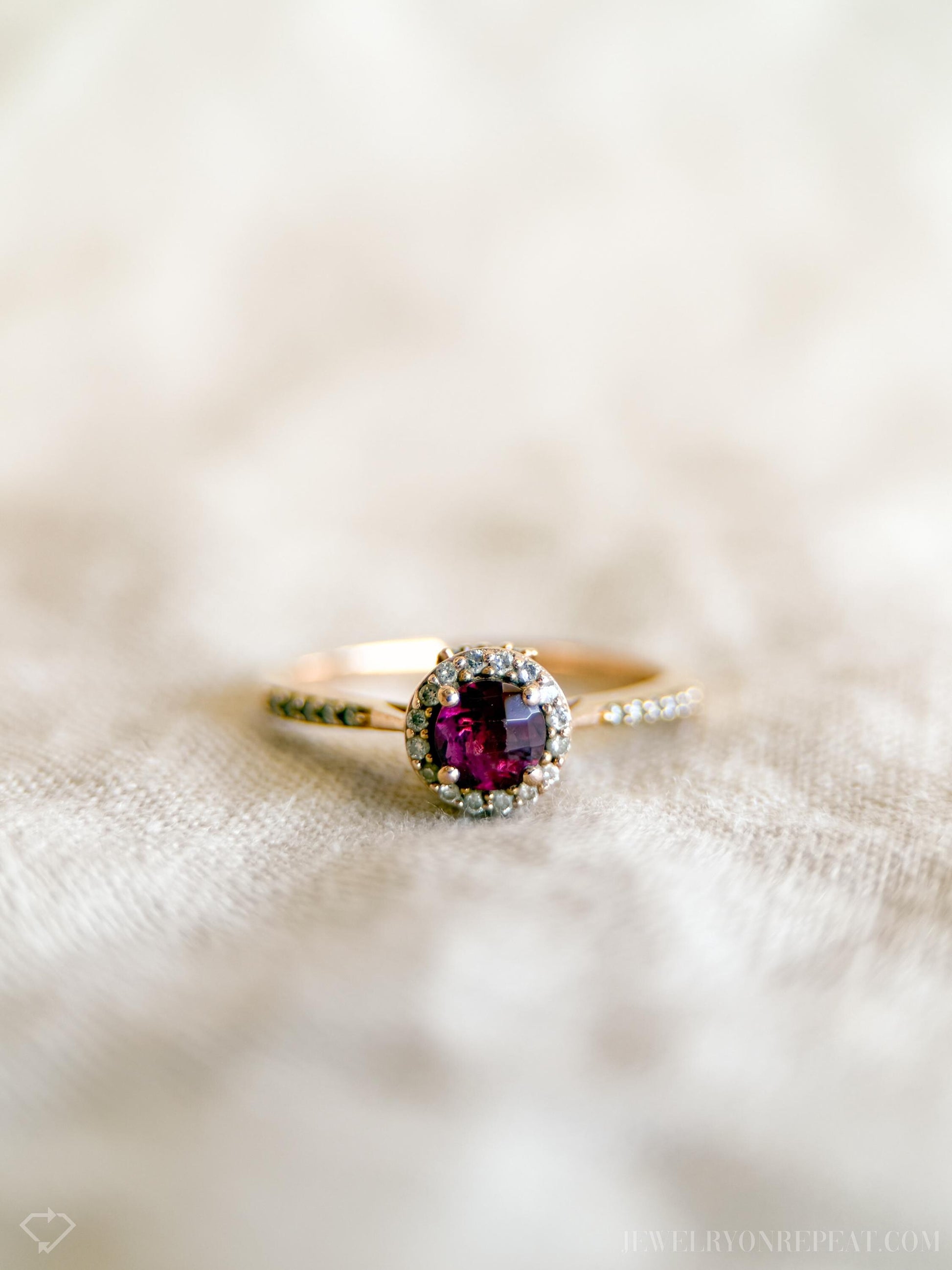 Vintage Rhodolite Garnet Halo Gemstone Ring in 14k Rose Gold, Vintage Jewelry from the 1990s - Timeless, Sustainable, @JewelryOnRepeat
