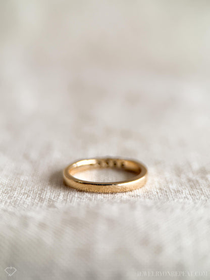 Vintage 1990s Diamond Wedding Band in 14k Gold