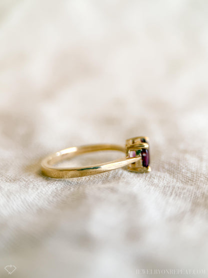 Vintage Rhodolite Garnet Ring, 14k Gold Oval Cut Solitaire Statement Ring, Minimalist Jewelry