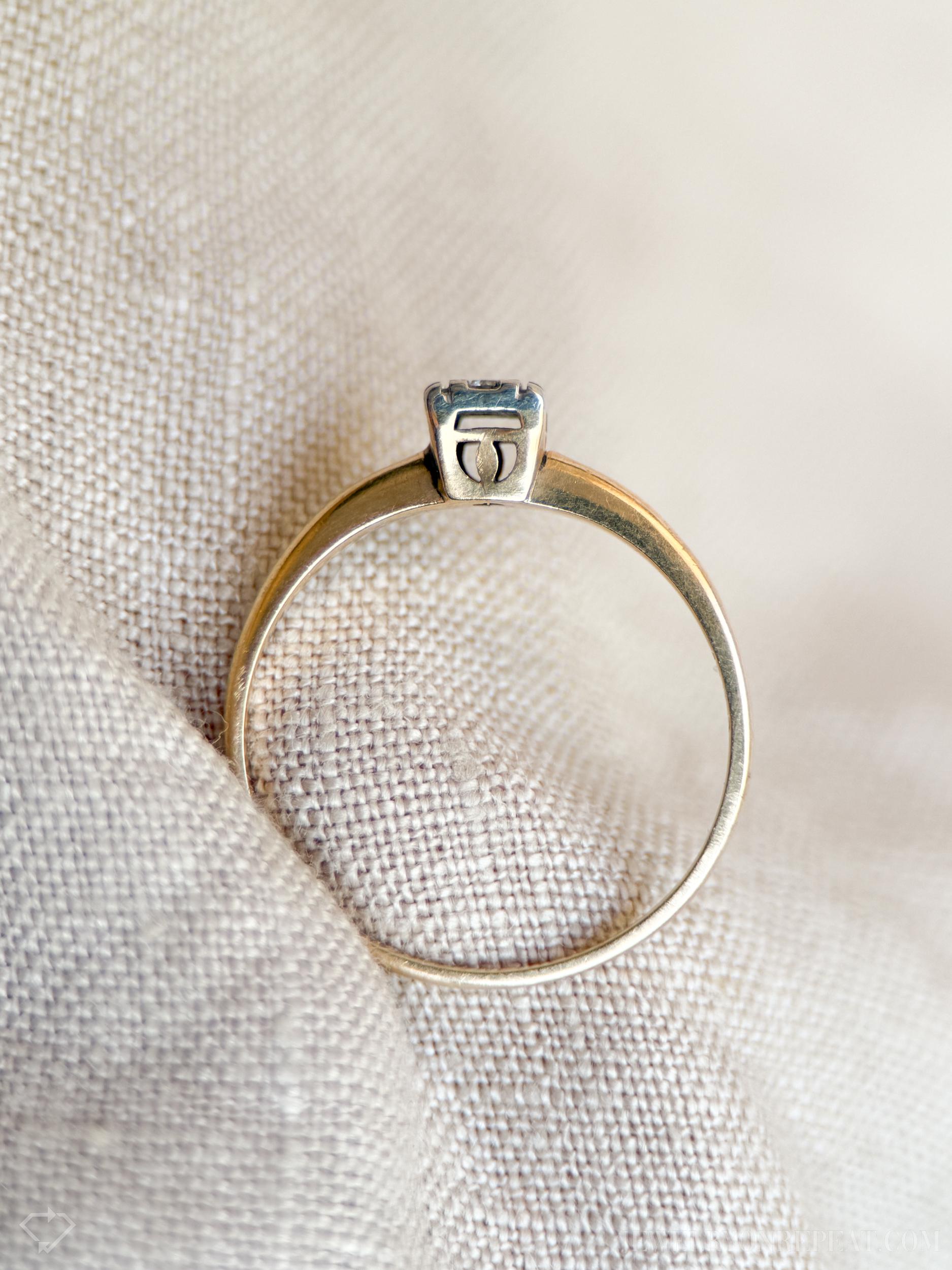 Vintage Diamond Solitaire Engagement Ring in 14k Gold, Antique Jewelry from the 1950s - Timeless, Sustainable, @JewelryOnRepeat