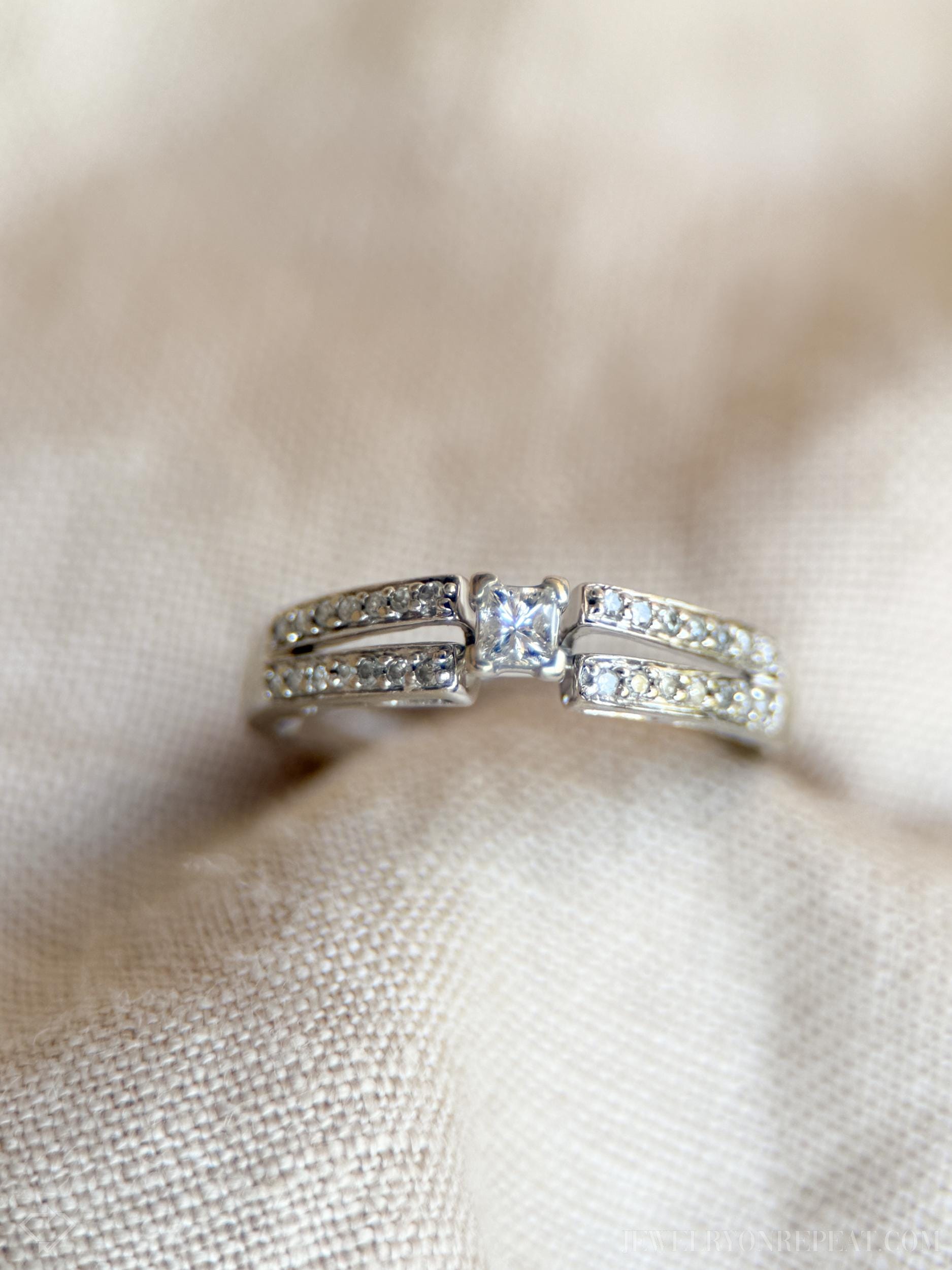 Vintage Diamond Princess Cut Engagement Ring in 10k White Gold, Retro Jewelry from the 1990s - Timeless, Sustainable, @JewelryOnRepeat