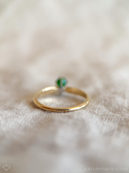Vintage Emerald Engagement Ring, Oval Cut, 14k Gold, Solitaire Bridal Ring