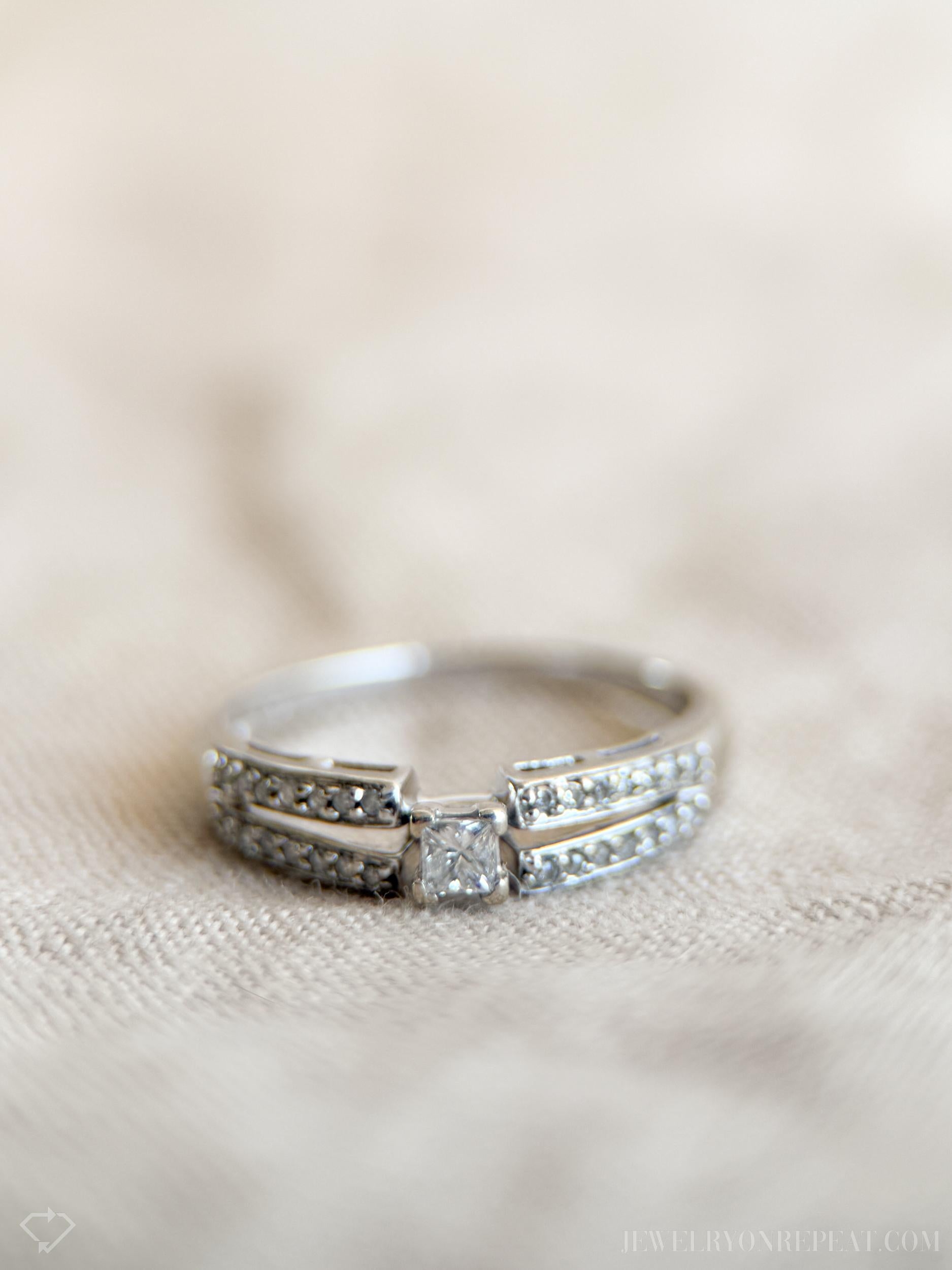 Vintage Diamond Princess Cut Engagement Ring in 10k White Gold, Retro Jewelry from the 1990s - Timeless, Sustainable, @JewelryOnRepeat