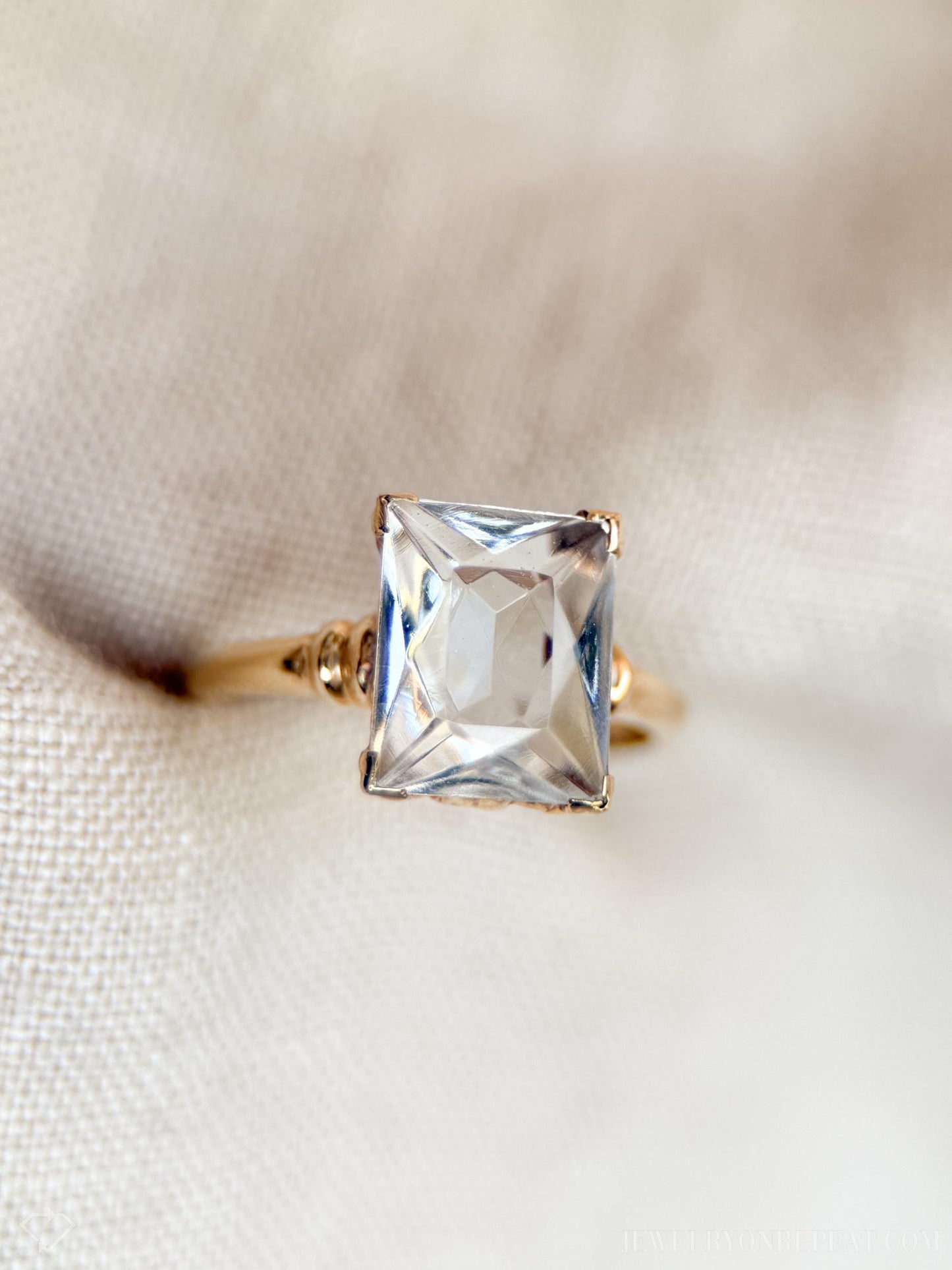 Vintage White Quartz Gemstone Ring in 10k Gold, Antique Jewelry from the 1940s - Timeless, Sustainable, @JewelryOnRepeat