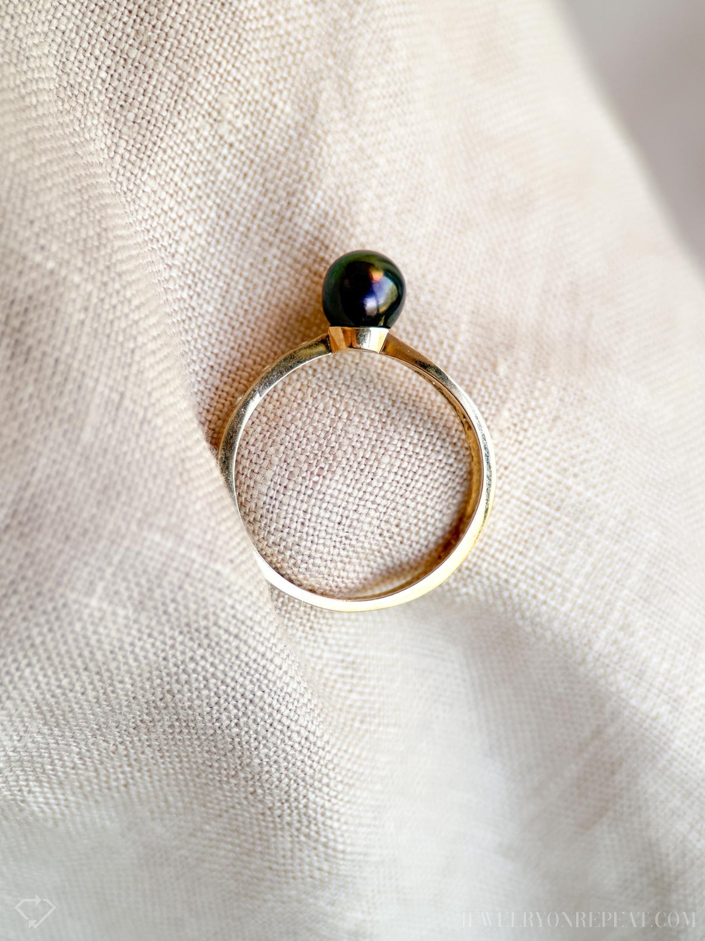 Vintage 1990s Black Pearl & Diamond Ring in 14k Gold