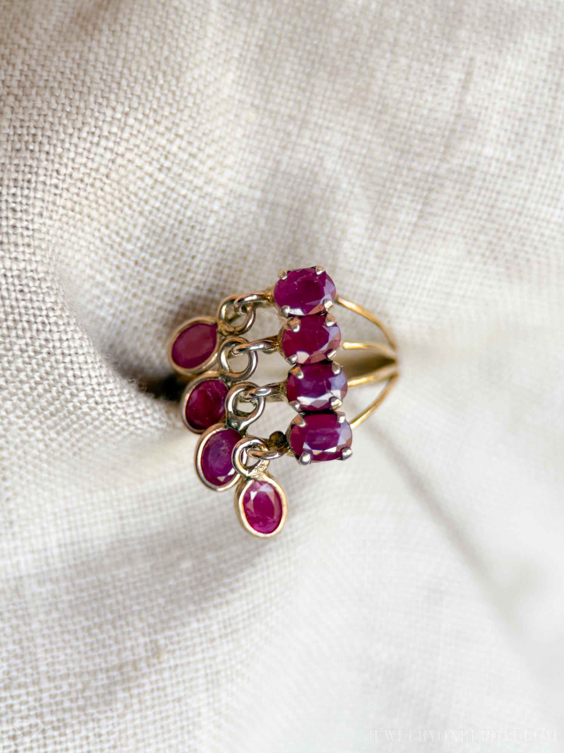 Vintage Charm Dangle Ruby Ring in 14k Gold, Antique Jewelry from the 1970s - Timeless, Sustainable, @JewelryOnRepeat