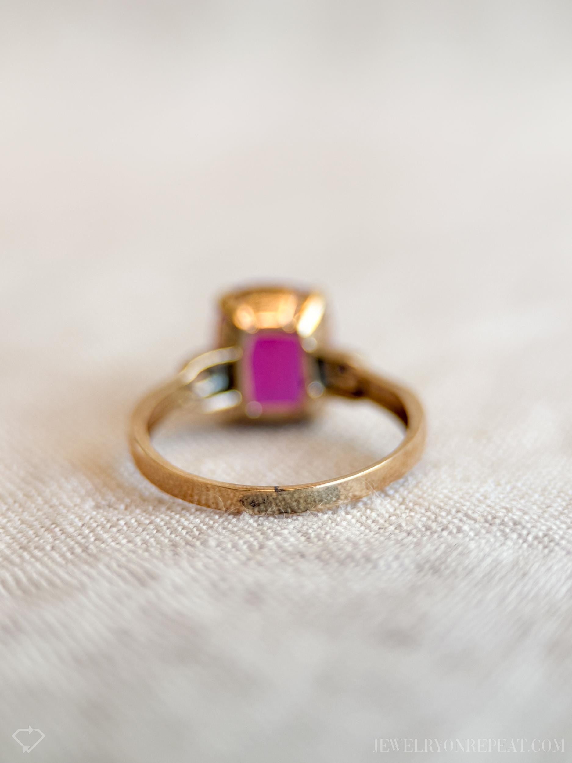 Vintage Art Deco Ruby Ring in 10k Gold, Antique Jewelry from the 1920s - Timeless, Sustainable, @JewelryOnRepeat