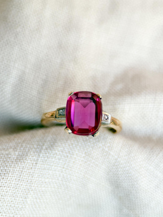 Vintage Art Deco Ruby Ring in 10k Gold, Antique Jewelry from the 1920s - Timeless, Sustainable, @JewelryOnRepeat