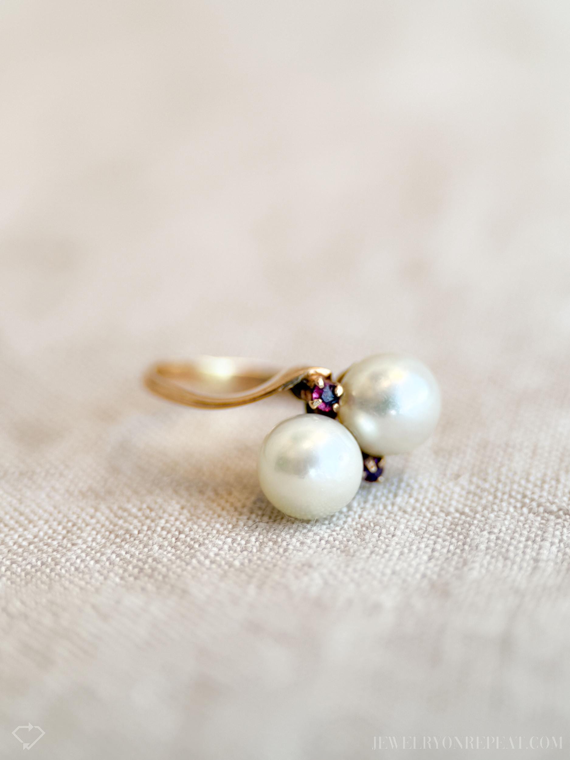 Vintage Pearl and Ruby Ring in 14k Gold, Antique Jewelry from the 1970s - Timeless, Sustainable, @JewelryOnRepeat