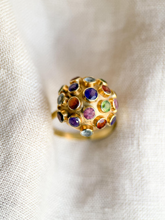 Vintage Rainbow Gemstone Disco Ball Statement Ring in 18k Gold, Antique Jewelry from the 1970s - Timeless, Sustainable, @JewelryOnRepeat