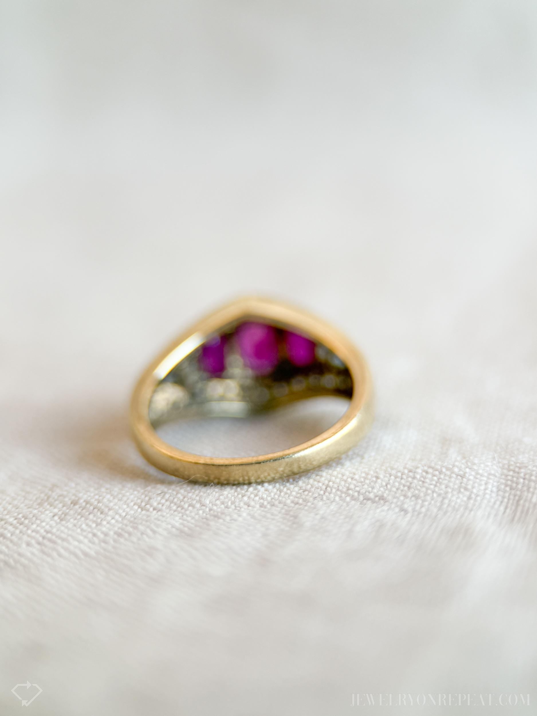 Vintage Three Stone Ruby Ring in 10k Gold, Retro Jewelry from the 1980s - Timeless, Sustainable, @JewelryOnRepeat